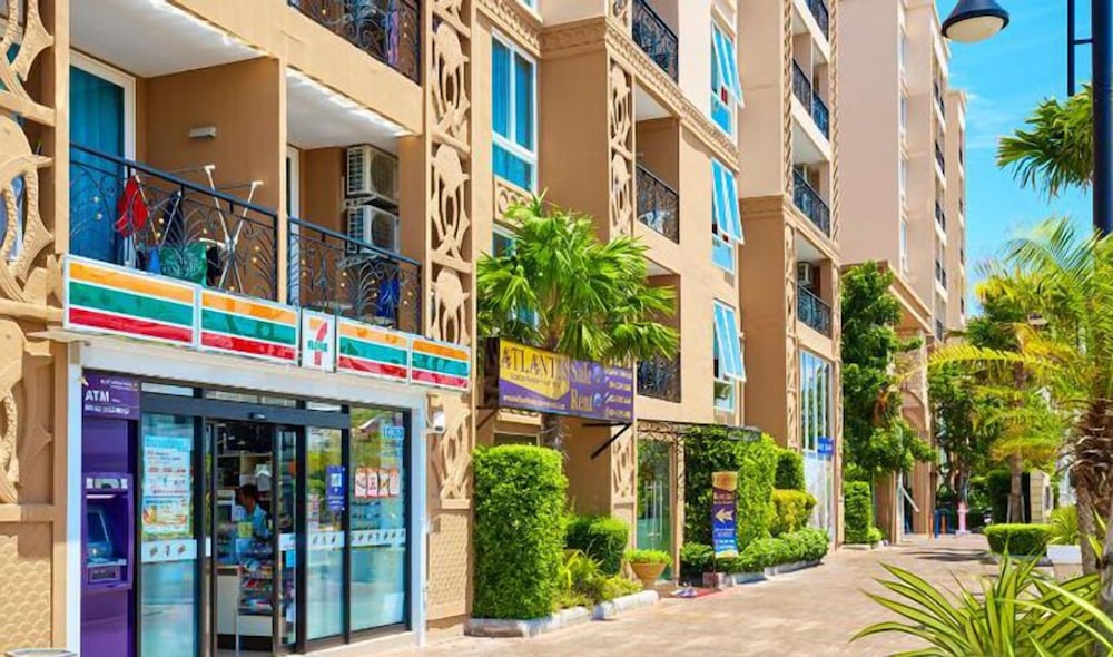 Atlantis Condo And Water Park Pattaya By The Sea 2/50