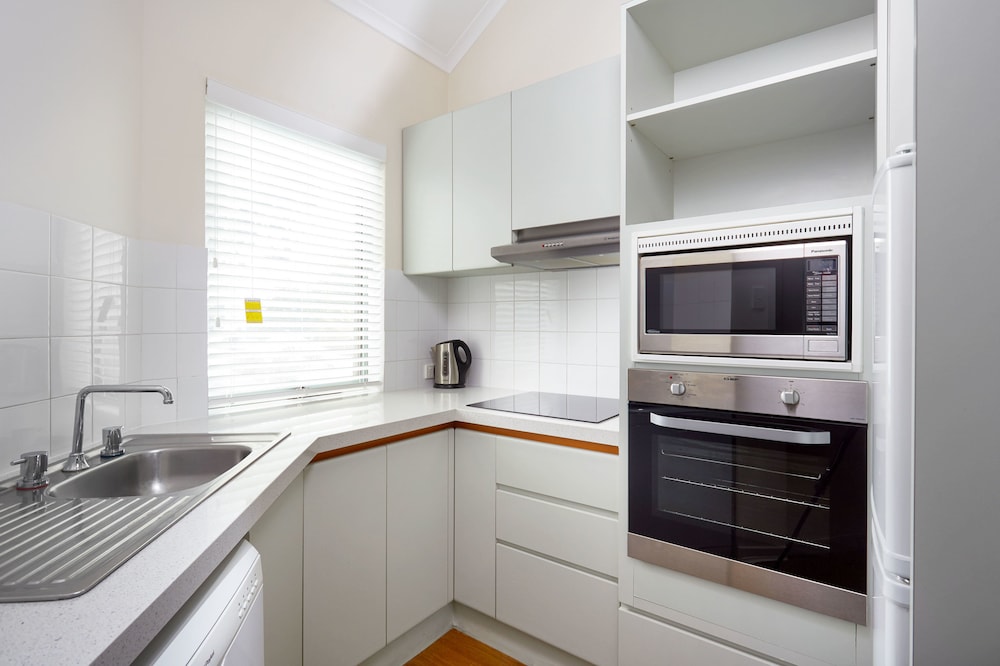 Broadwater Resort Apartments Como 23/67