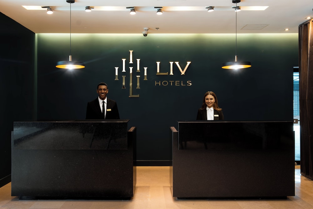 Liv Hotel Zona G 7/58