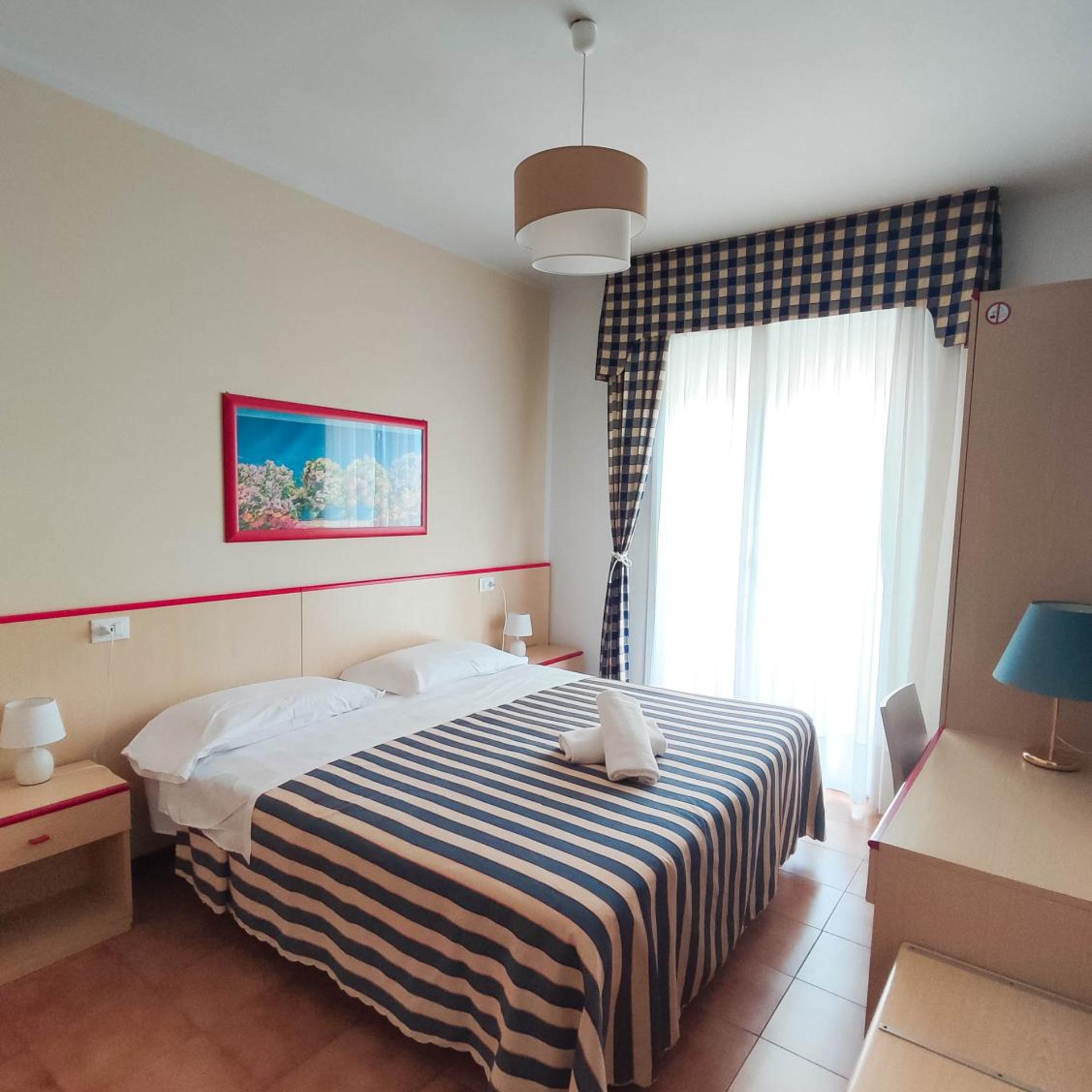 Hotel Riviera 15/50