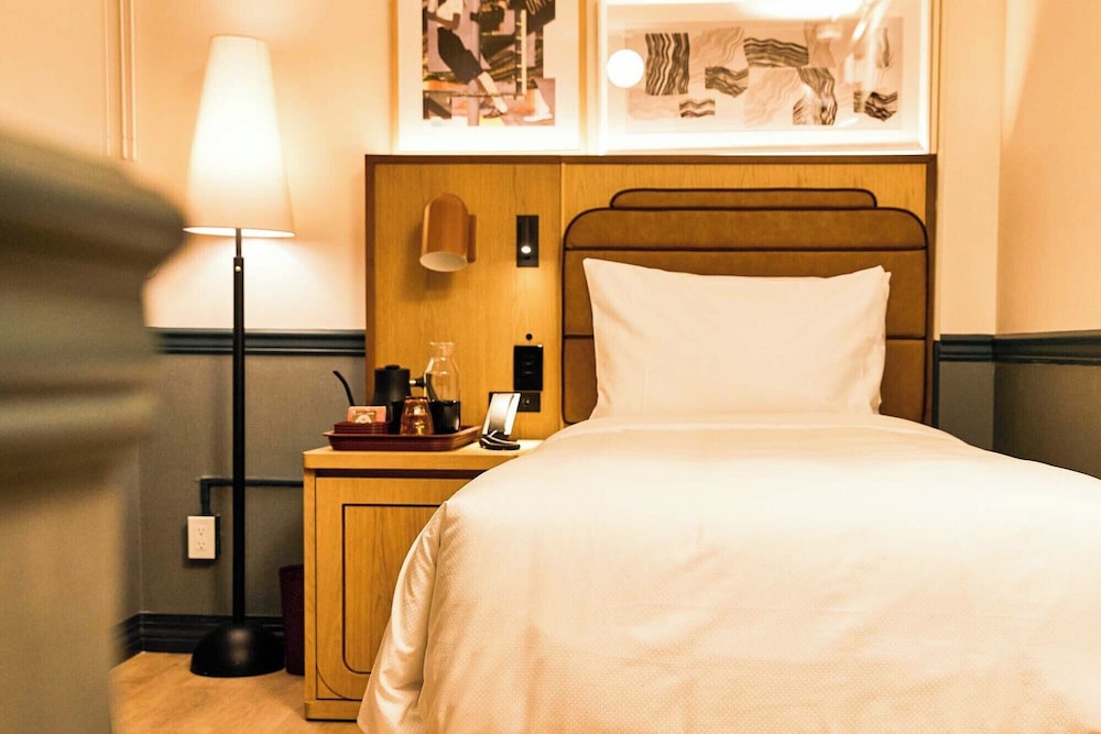 Union Hotel Toronto 29/58