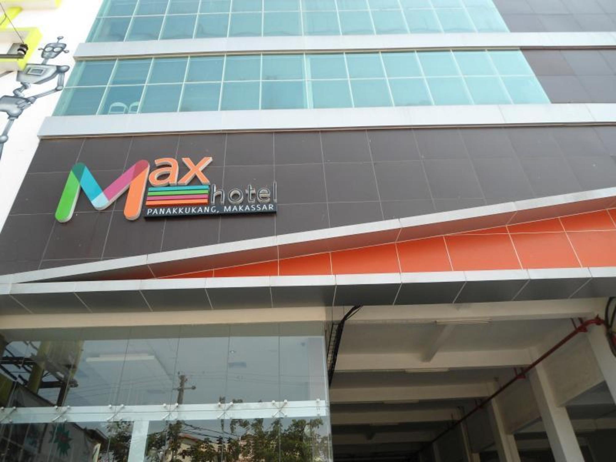 Max Hotel Panakkukang Makassar By LIFE 2/30