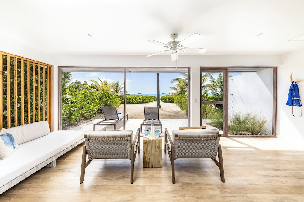 The Meridian Club on Pine Cay 29/48