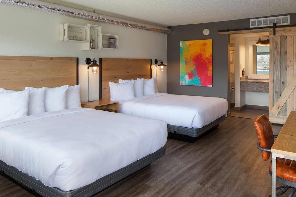 SCP WildFree Colorado Springs, Trademark by Wyndham 21/62