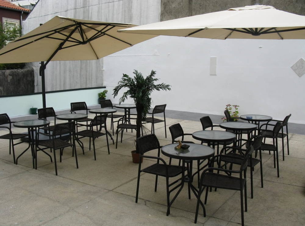 HOTEL SAO GABRIEL(FORMERLY Solar Residencial S. Gabriel) 25/45