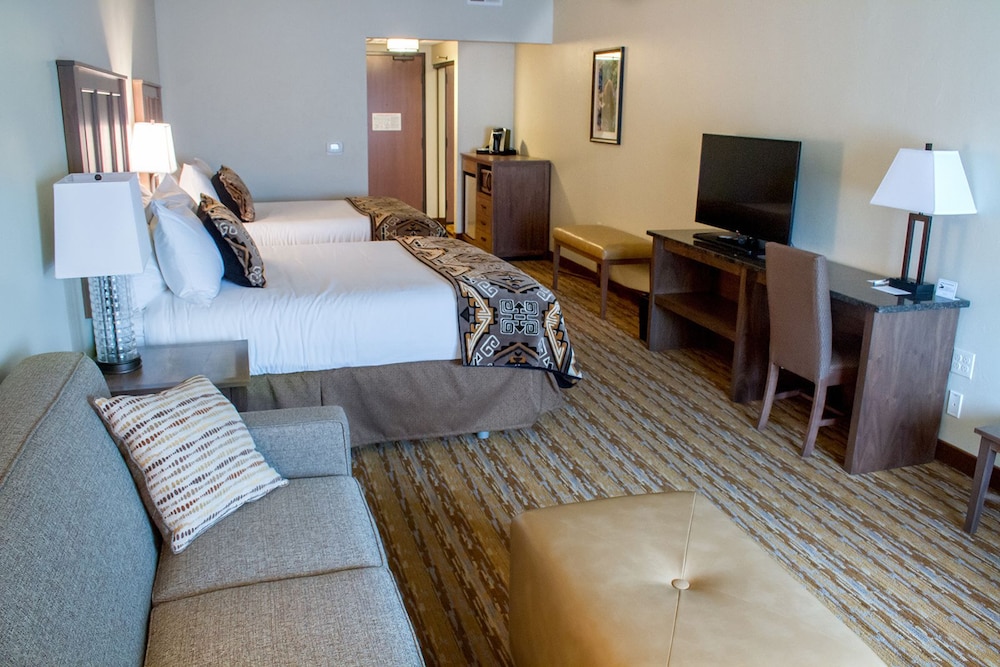 Cedar Creek Lodge and Conference Center 5/25