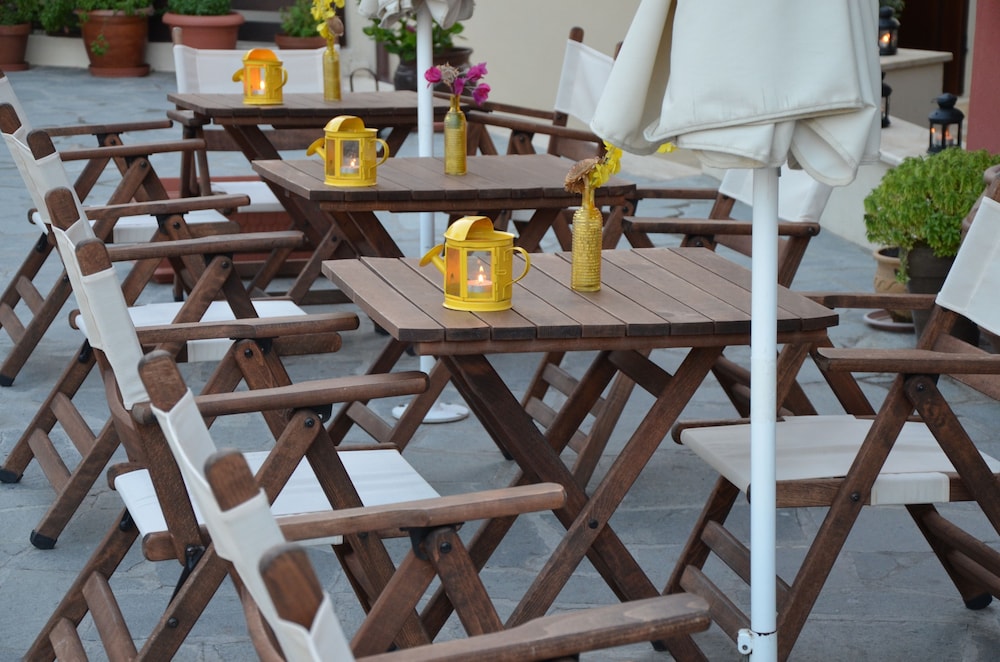 Helianthus Guesthouse 38/50