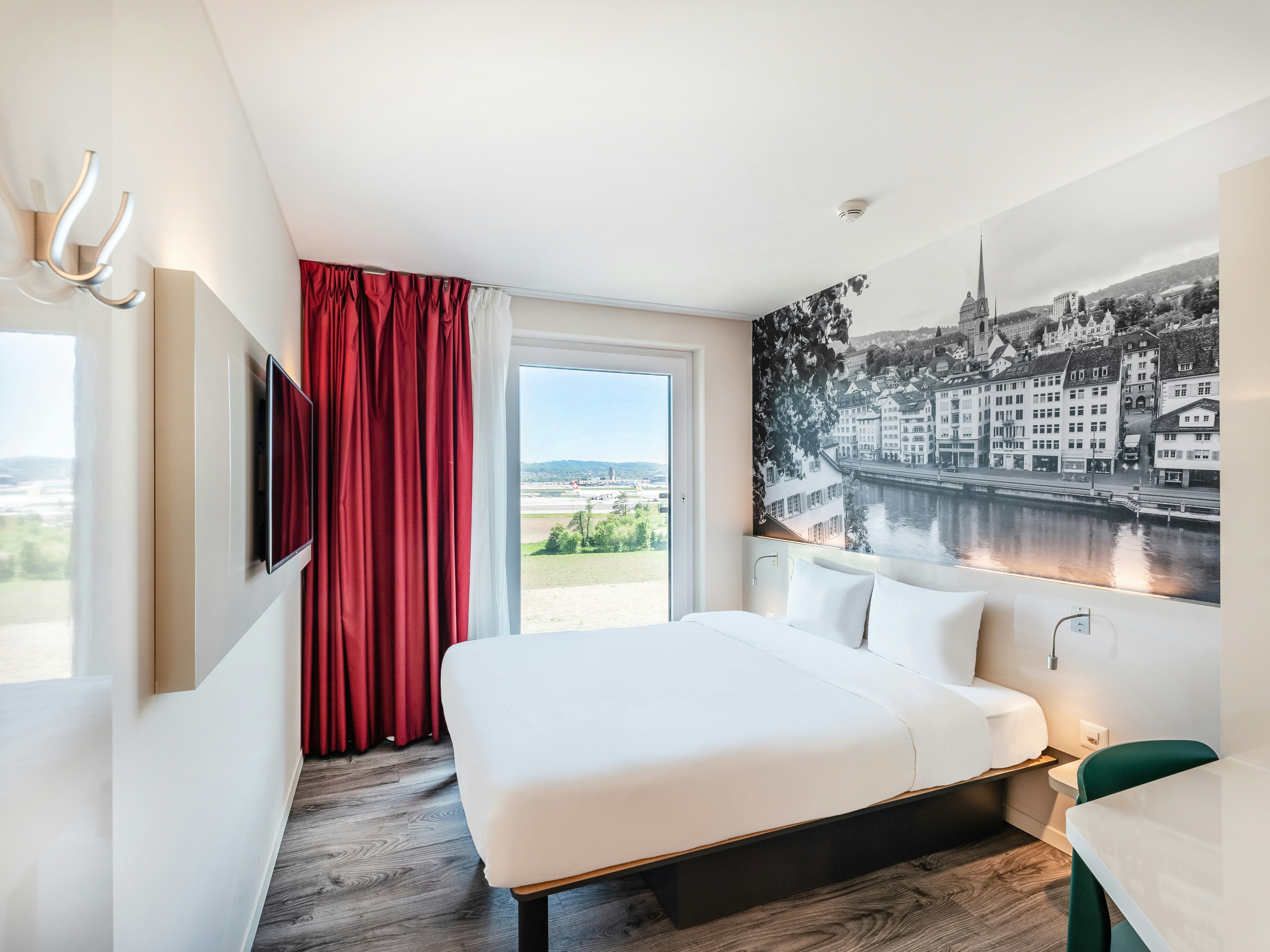 B&B Hotel Zurich Airport 12/38