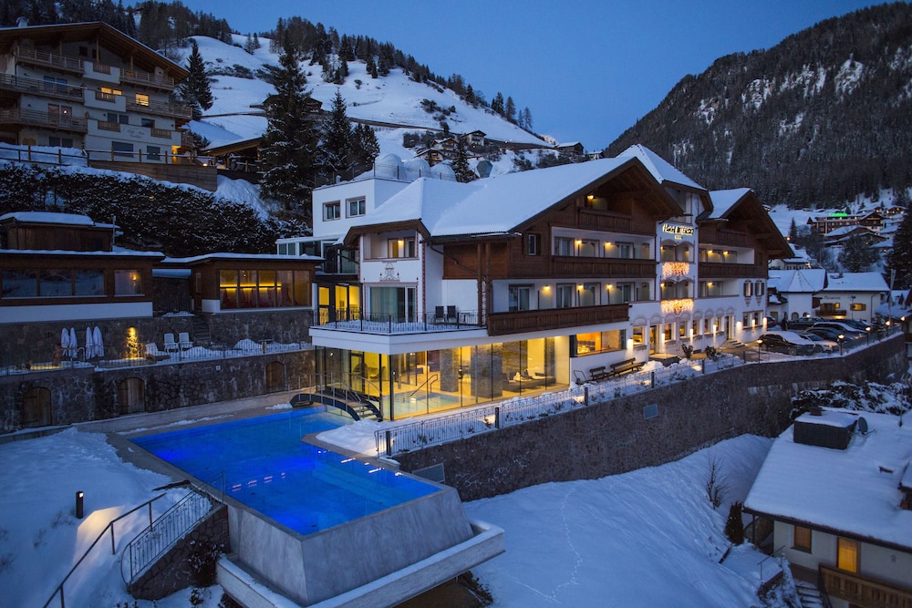 Hotel Interski 3/68