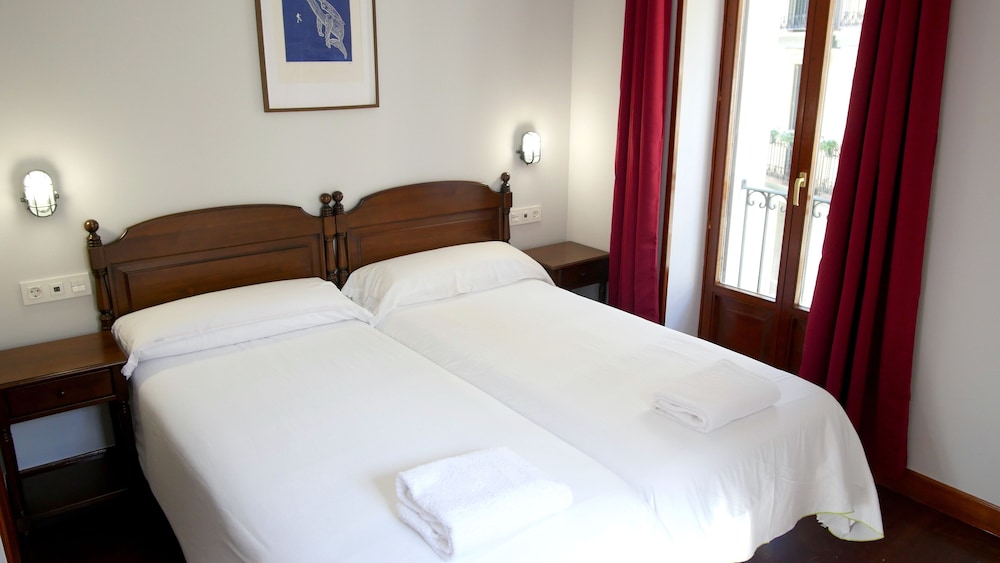 Hotel Branka، بيرميو 11/50