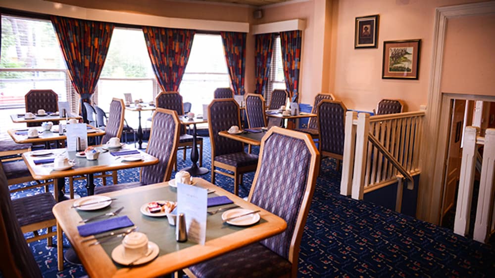 Preston Park Hotel 18/25