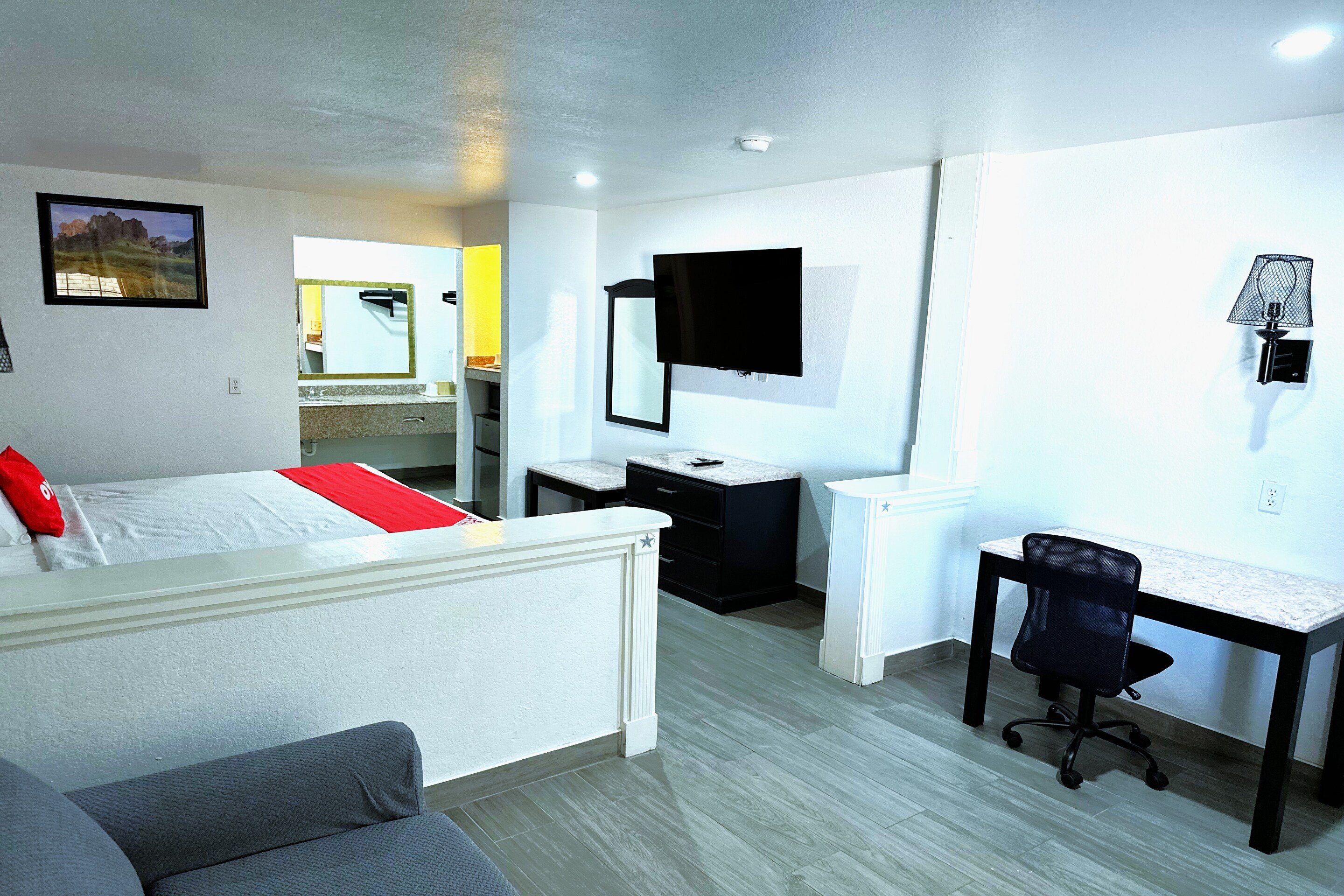 Three Rivers Executive Inn & Suites By OYO 12/37