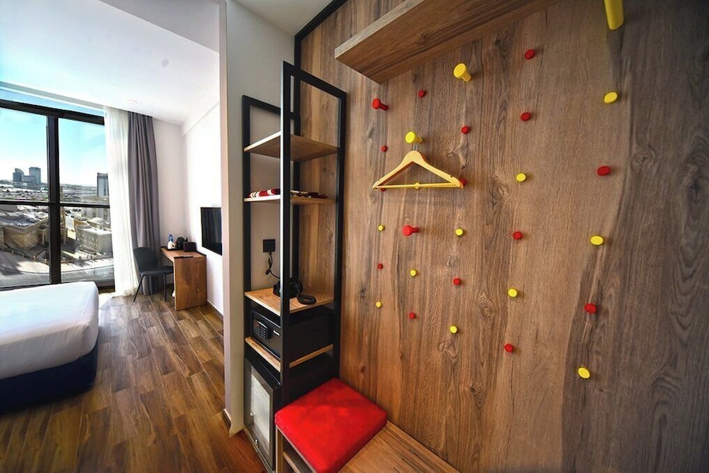 Kingsgate Al Jadaf by Millennium Hotels 22/44