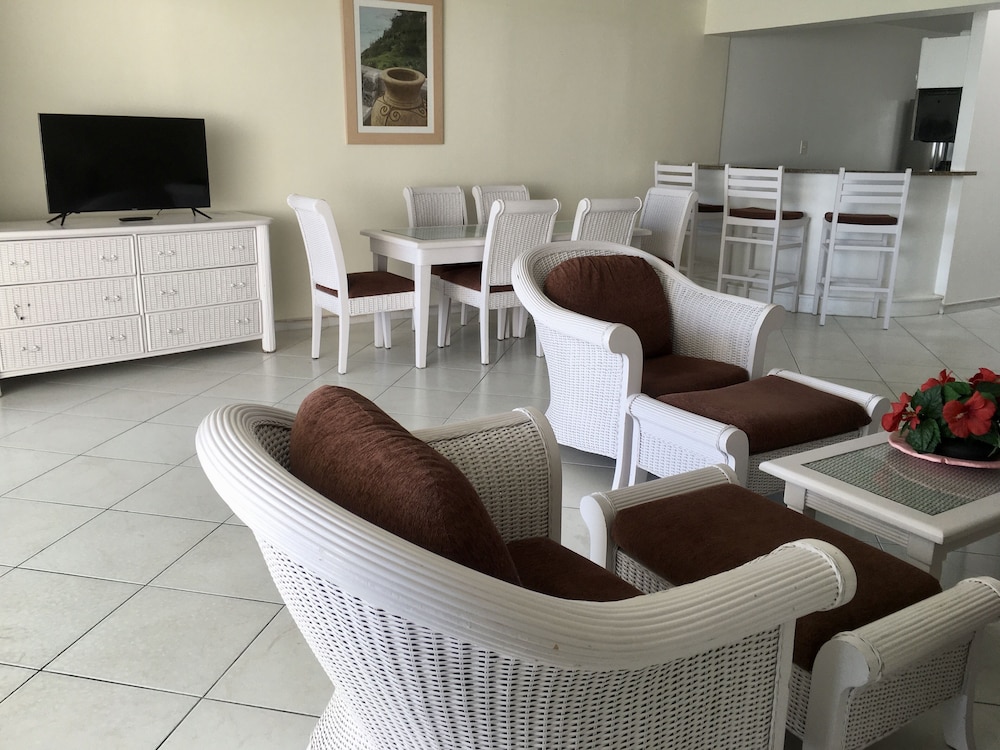 Sapphire Beach Club and Resort 35/50