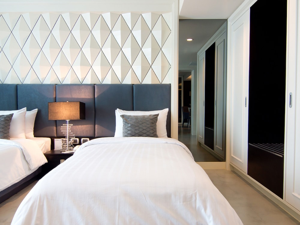 Way Hotel 20/73