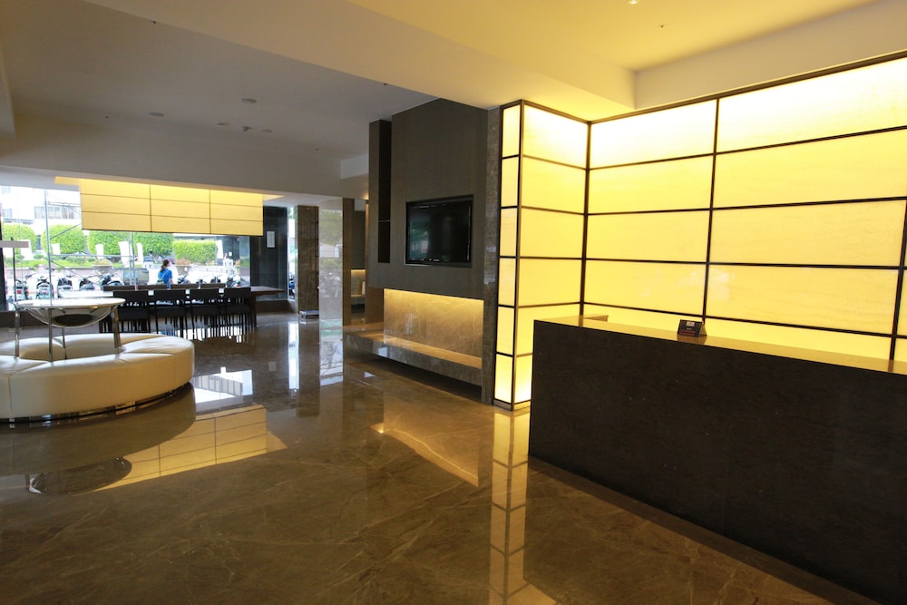 Hotel Midtown Richardson 8/64
