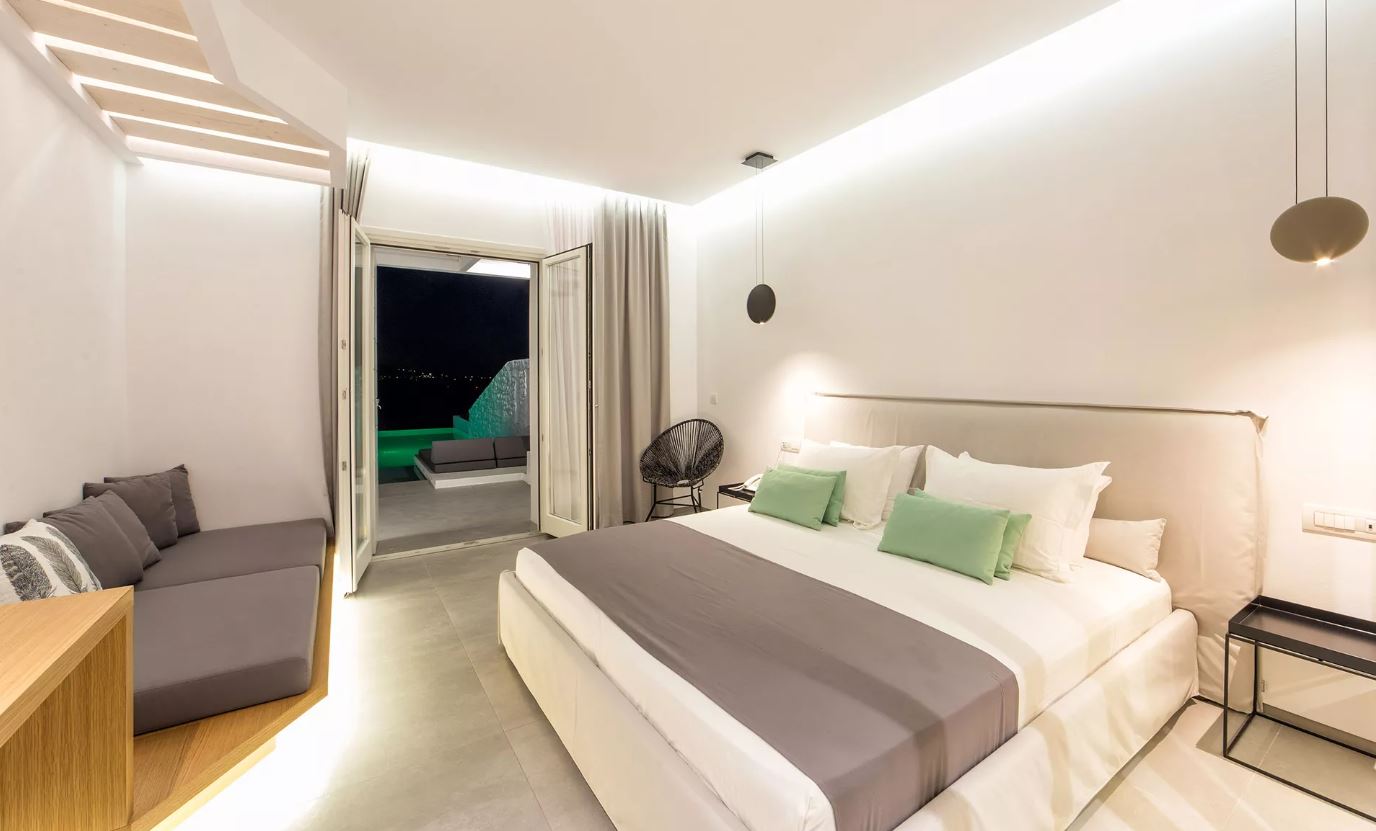 Superior, Suite, Lateral Side Sea View, Private Pool
