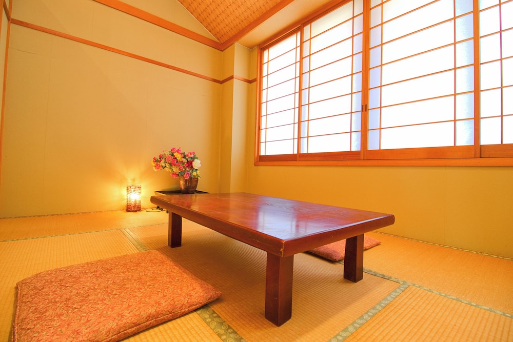 Hotel Kinu 40/50