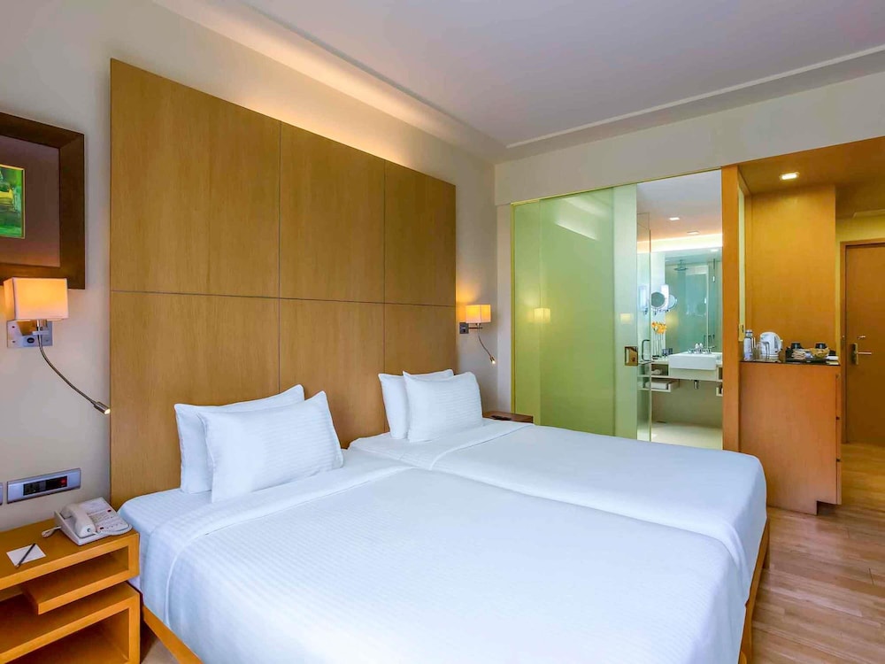 NOVOTEL HYDERABAD AIRPORT 27/71
