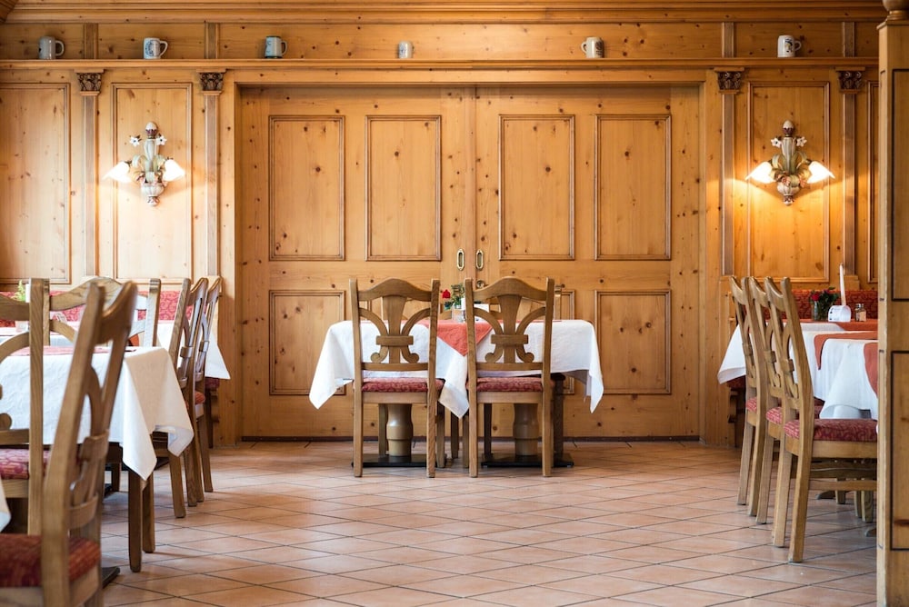 Landhotel Huber Am See 32/45