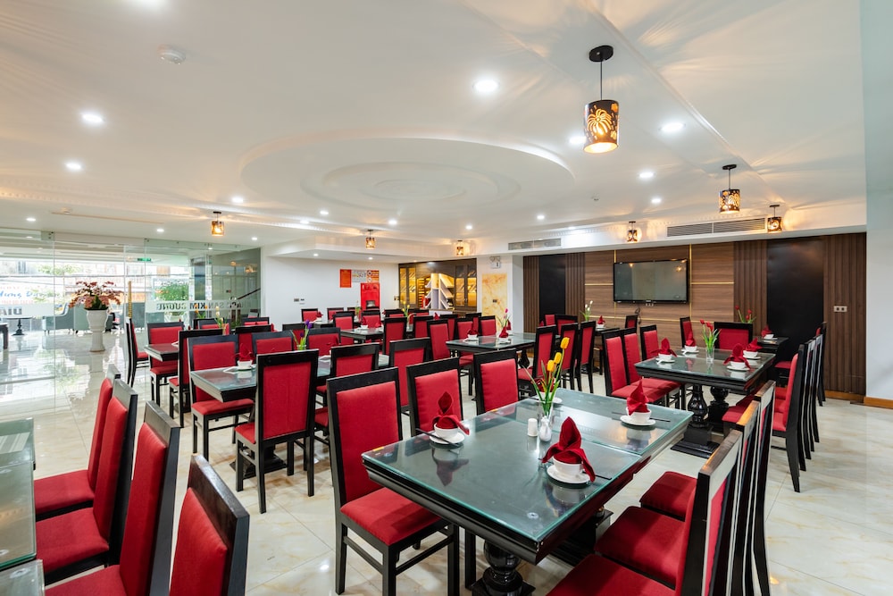 Kim Cuong Hotel 43/51