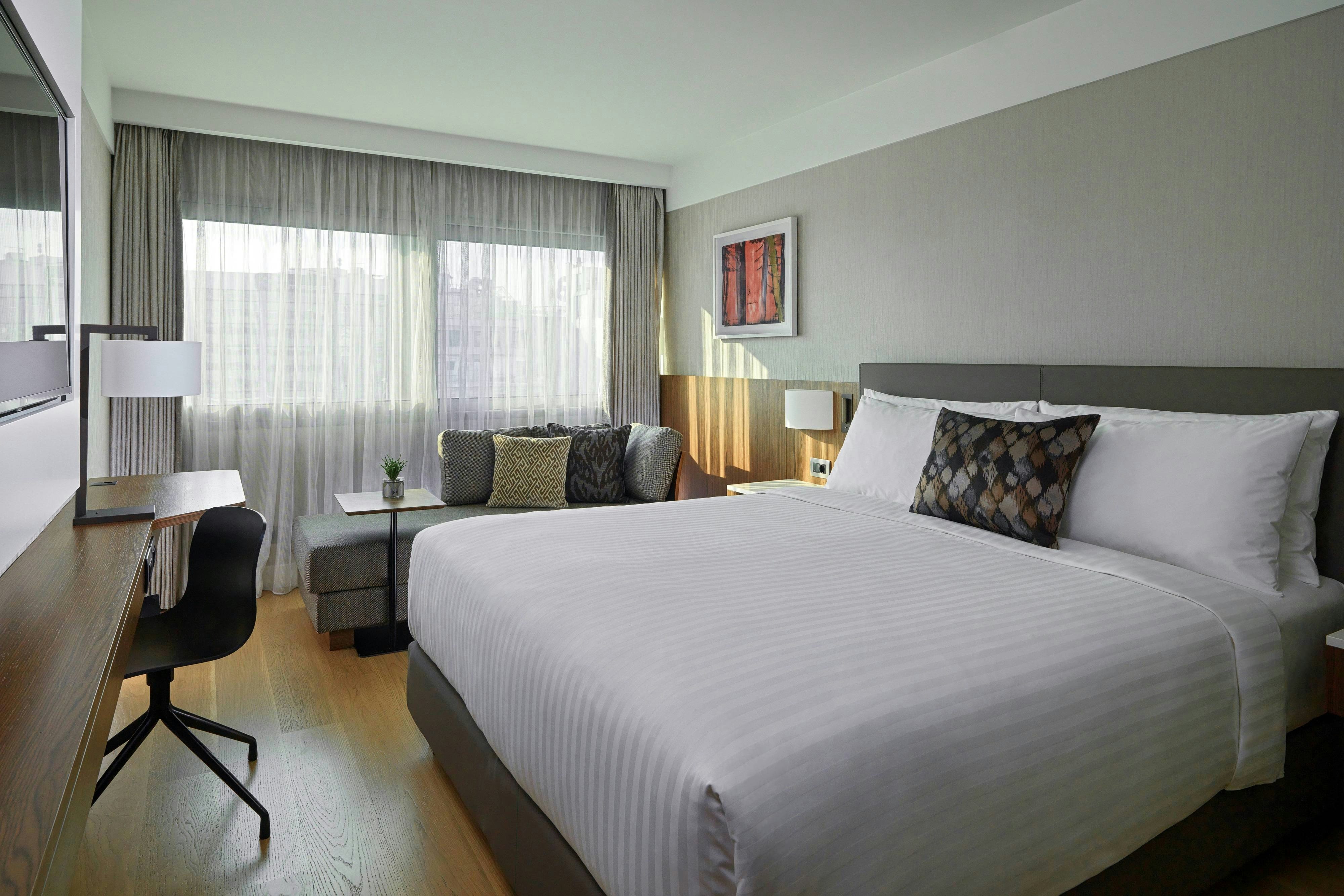 Room, King Bed