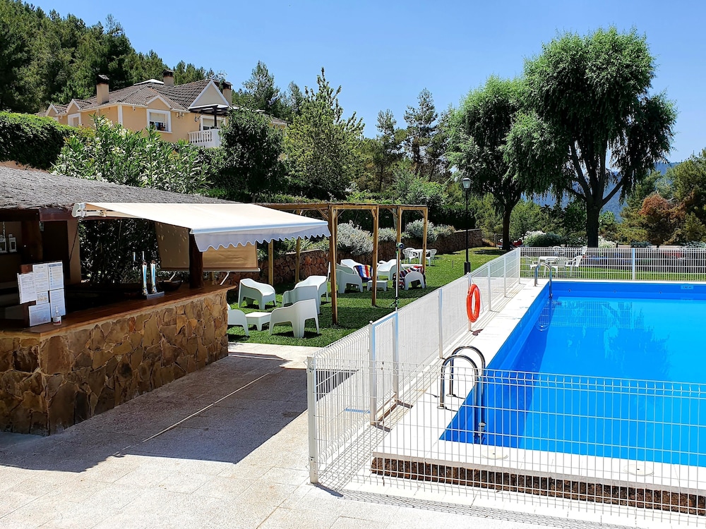 Hotel Val De Pinares 26/34