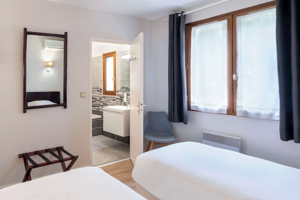 Sure Hotel by Best Western Saintes 33/63