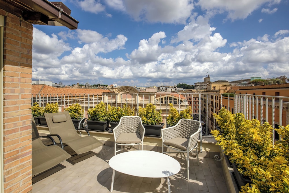 Hotel Regno 30/36