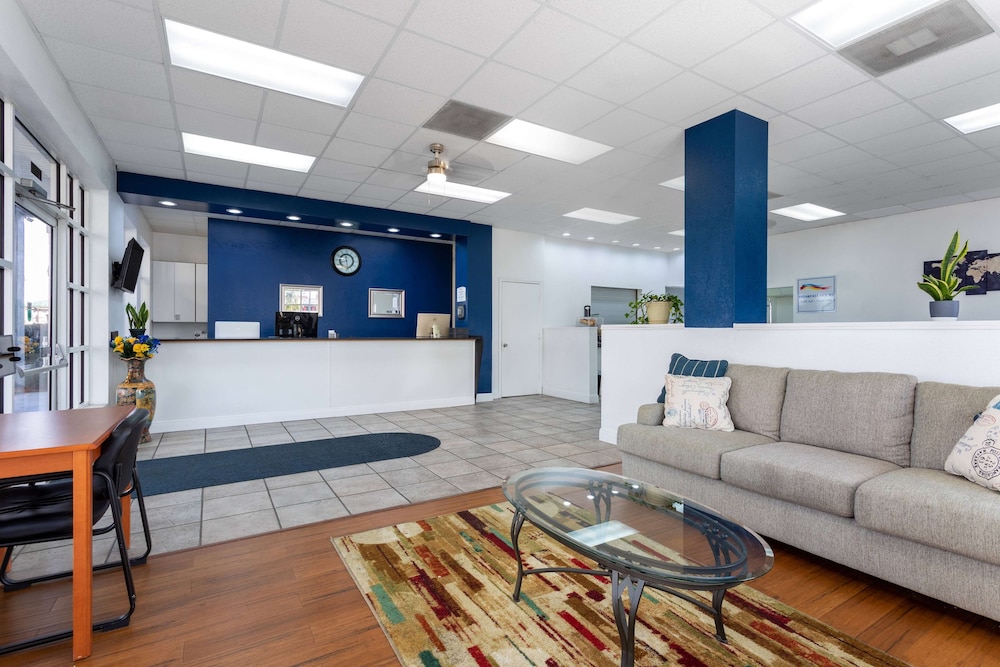 Baymont by Wyndham Marianna 10/60