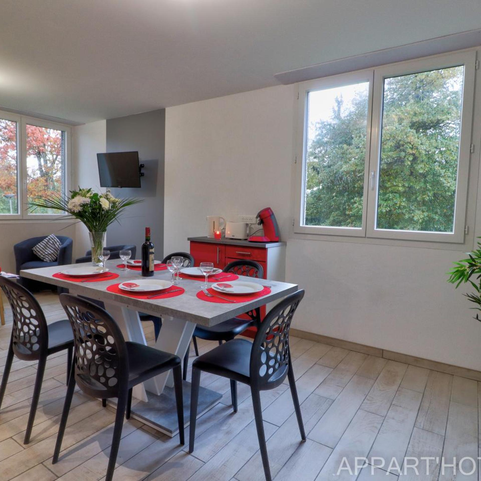 Appart hotel Cholet Carteron 50/50