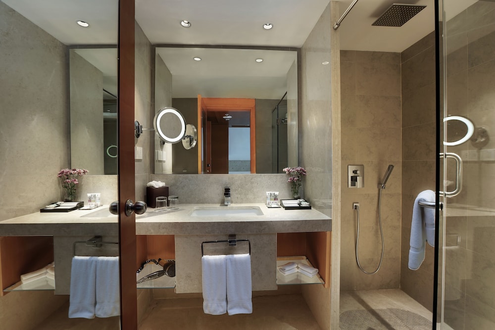 Mercure Hyderabad Kcp 67/69