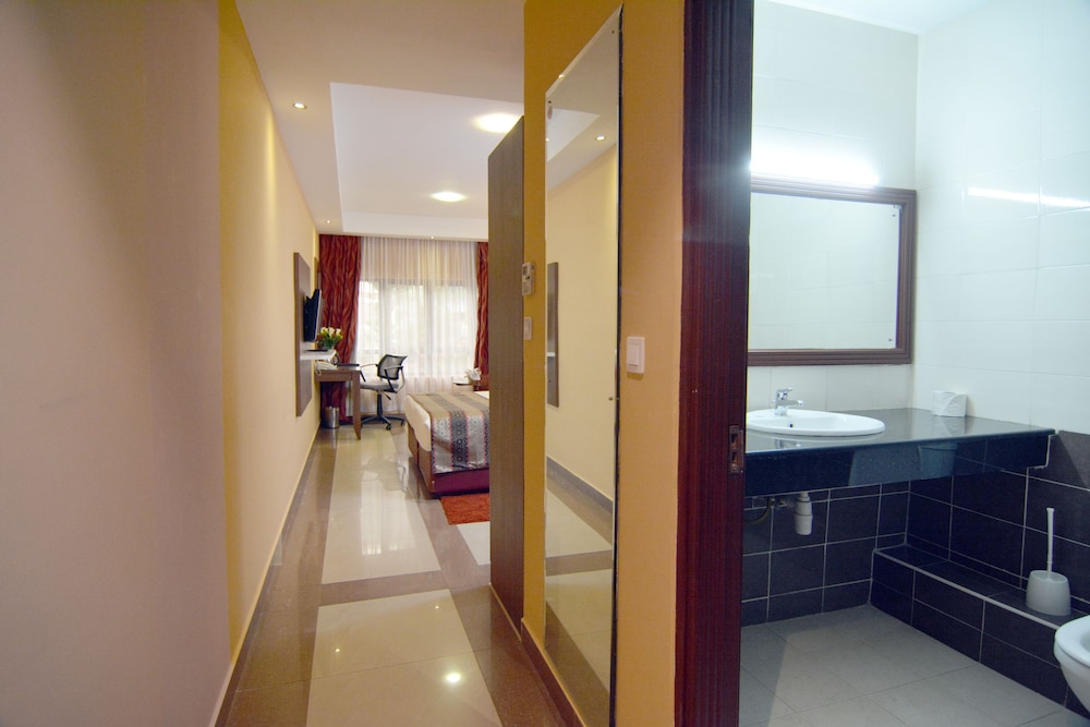 PrideInn Westlands Luxury Boutique Hotel 25/63