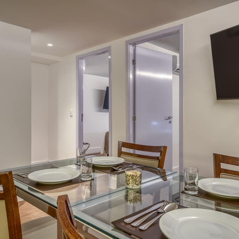 Hotel Brisa Suites 64/64