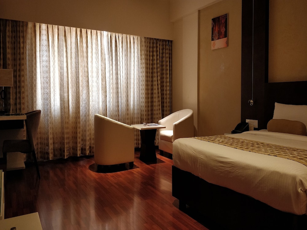 The President Hotel 7/30