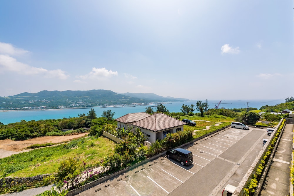 E Horizon Resort Condominium Sesoko 33/50