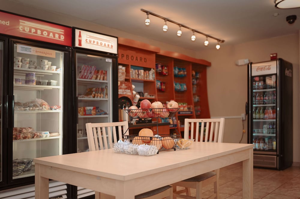 Sonesta Simply Suites Clearwater 29/43