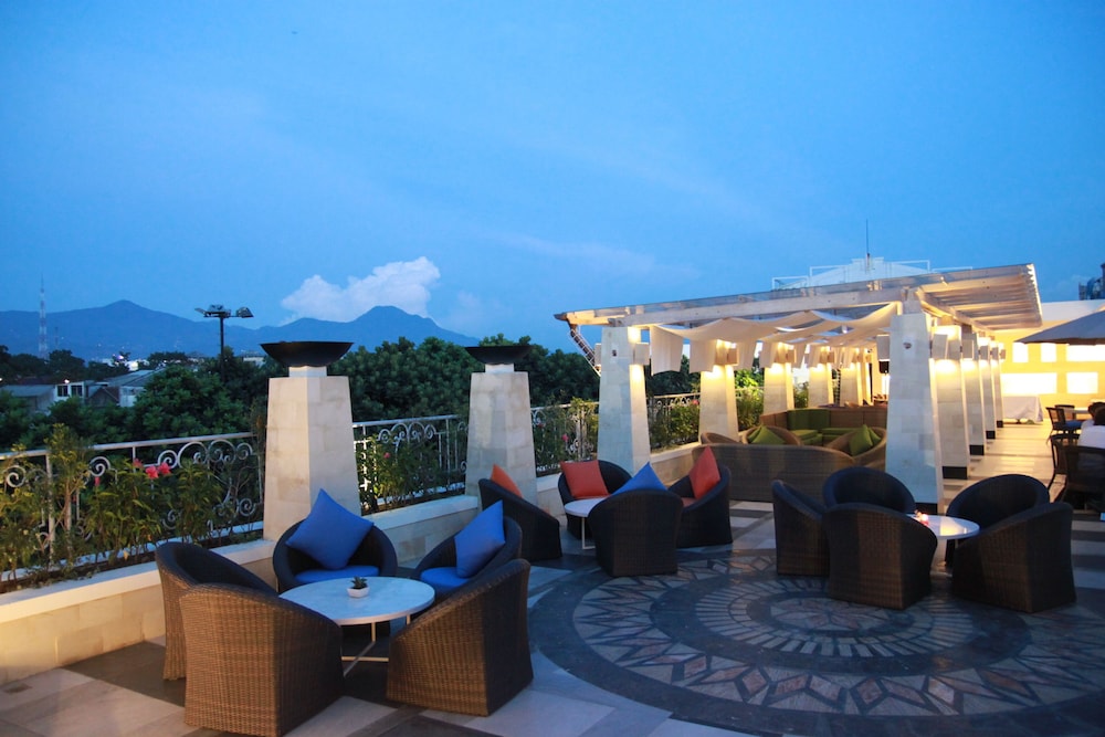 The Papandayan Hotel 52/60