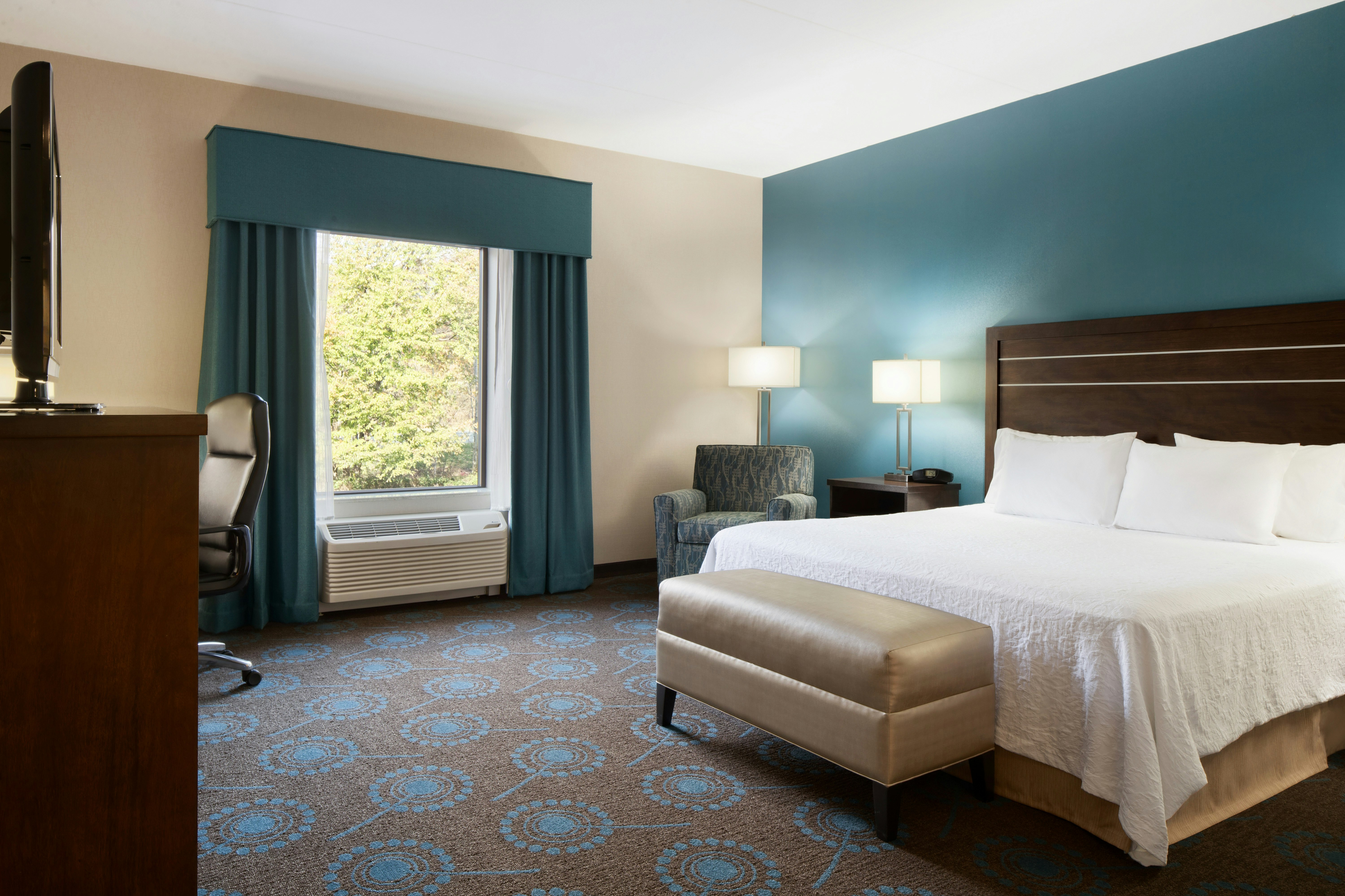 Hampton Inn Suites Edgewood Aberdeen South Md 12/38