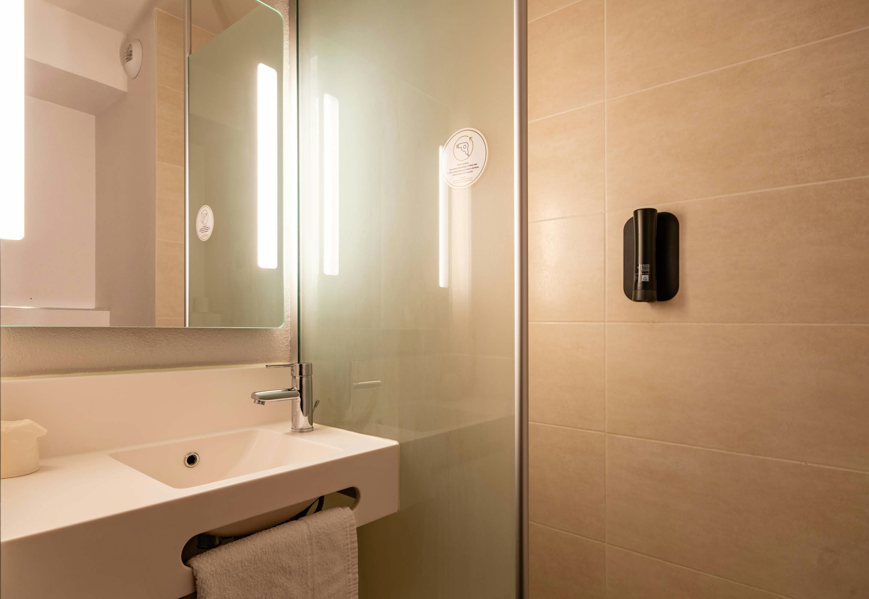 B&B HOTEL Valence TGV - Romans 14/15