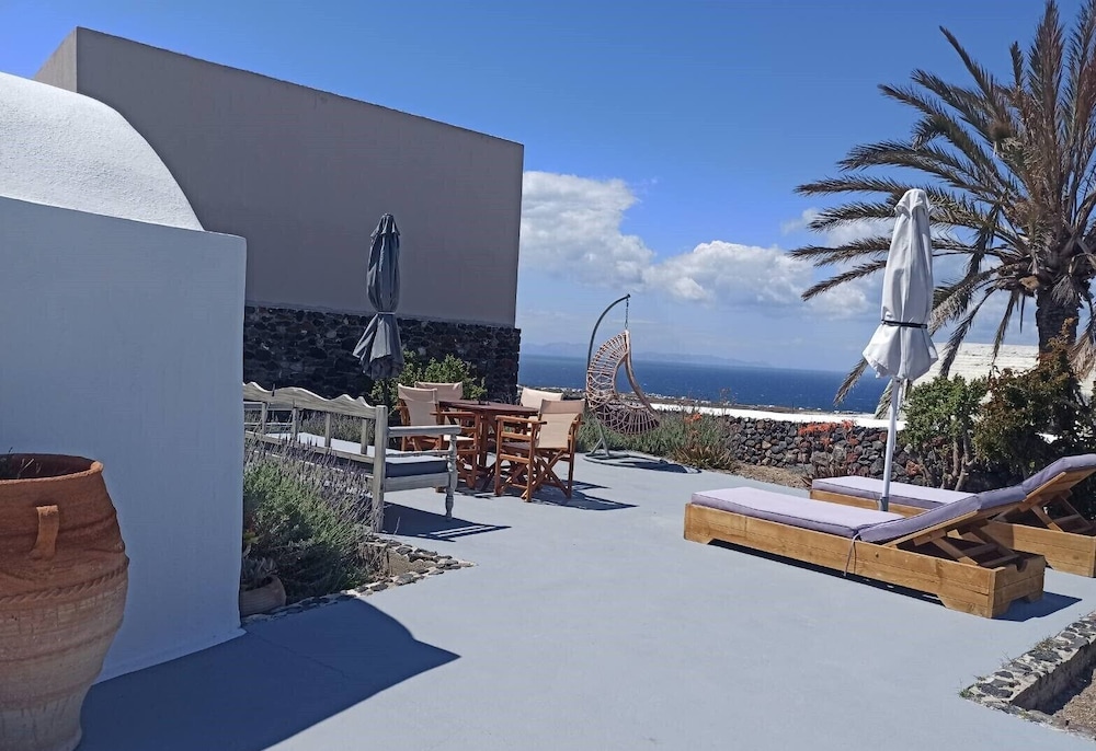 Aqua Serenity Santorini Luxury Suites 45/50
