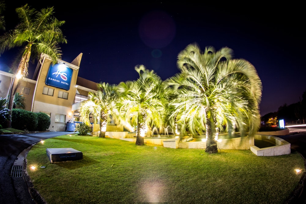 Gandini Hotel 38/50