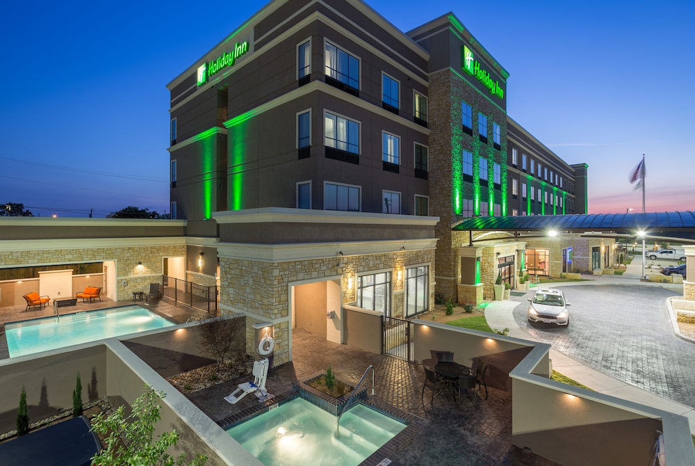 Holiday Inn San Marcos 1/59