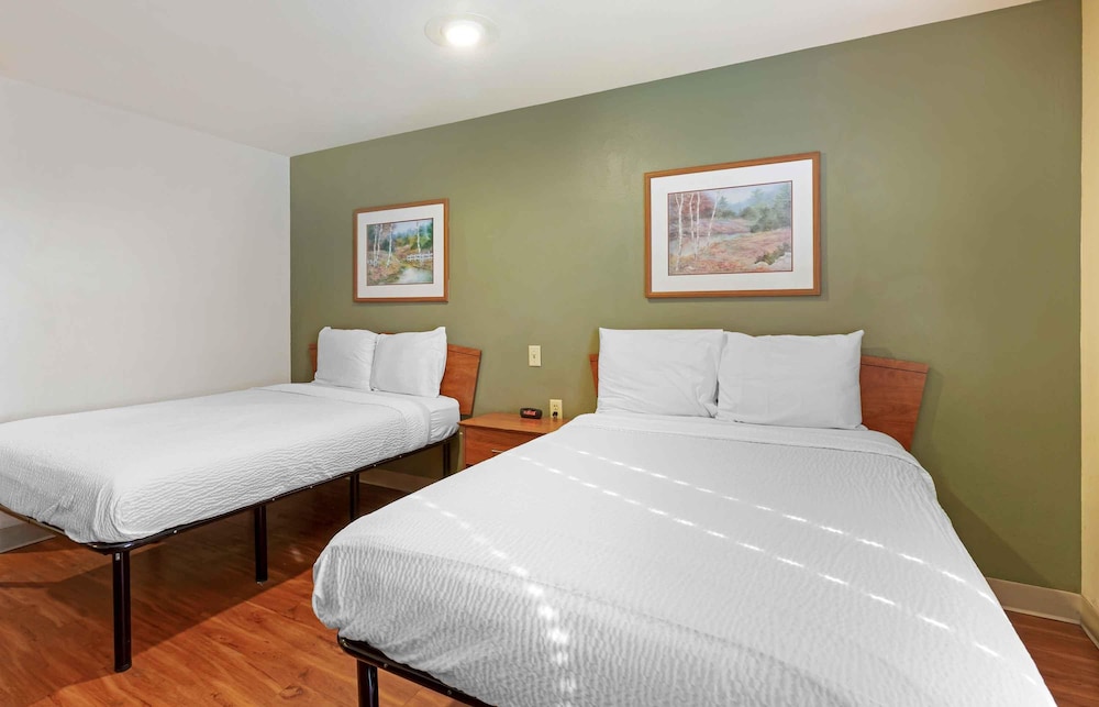 STUDIO, 2 DOUBLE BEDS
