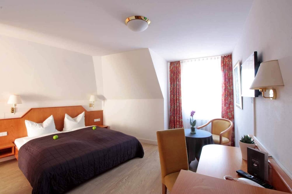 Ringhotel Schiff Am See 10/50