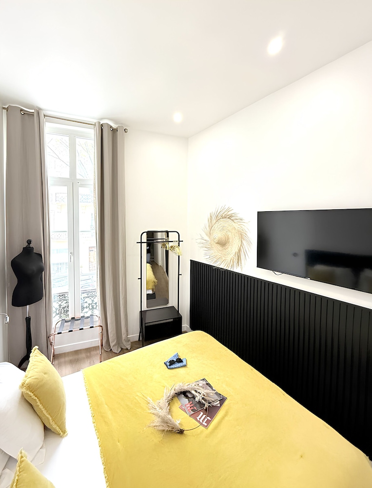Music Hotel 45/53