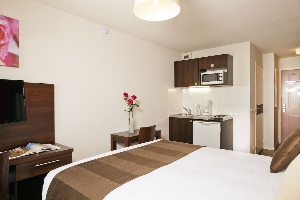 Sejours & Affaires Paris Malakoff 24/36