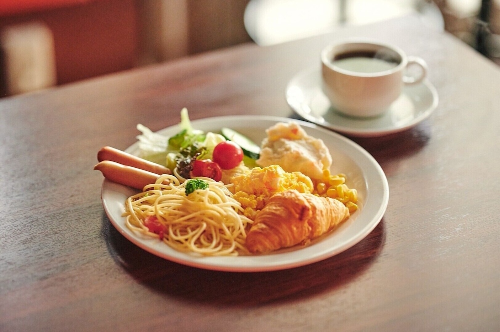 Sotetsu Fresa Inn Kanda Otemachi Hotel (ex UNIZO INN) 33/37