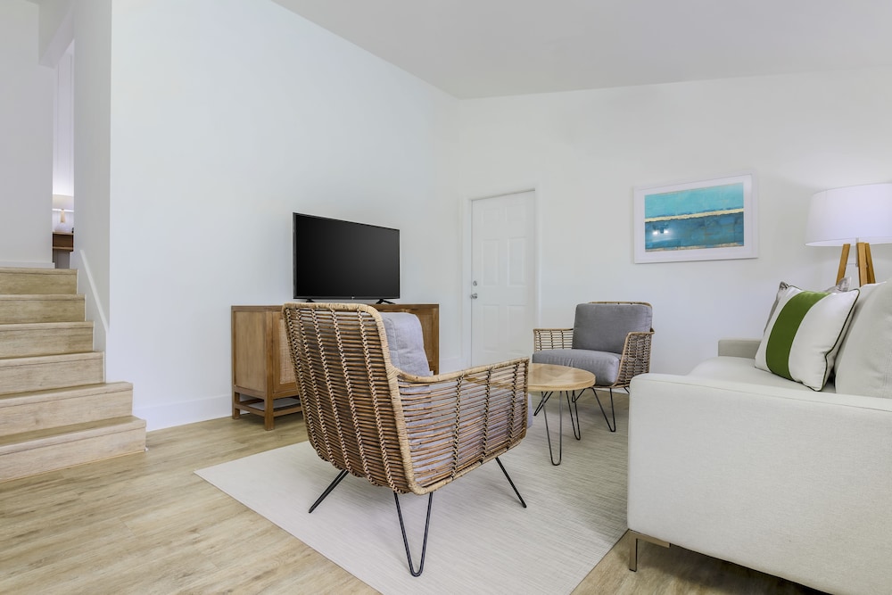 Hadley House Resort 41/64
