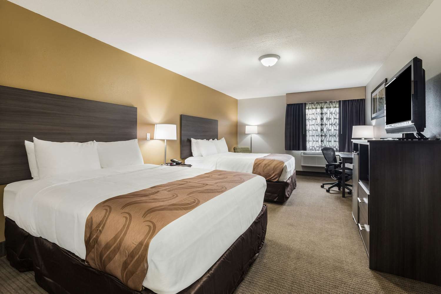 غرفة بسريرين كوين، Quality Inn Clare 2/2